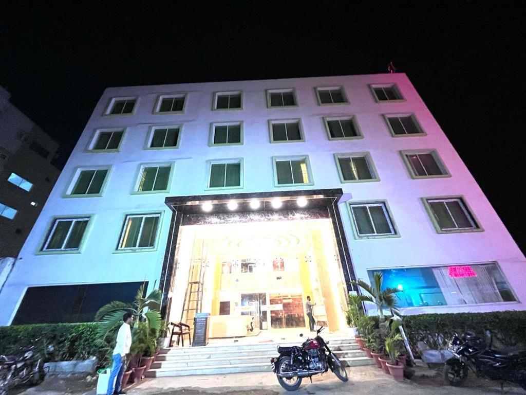 Hotel Rainbow International Shamshabad Hyderabad Exterior photo